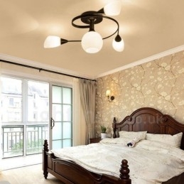 Lampadario rustico Lodge integrato a 4 luci con paralume in vetro