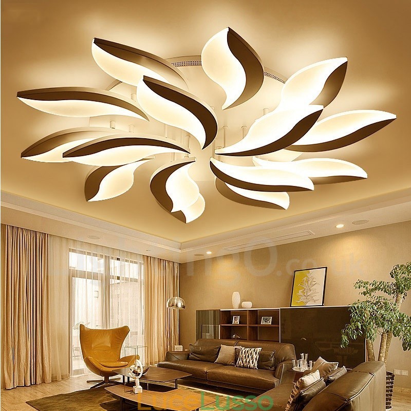 Lampadario moderno contemporaneo integrato da 15 luci da 128 W