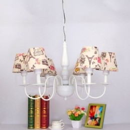 Lampadario tradizionale classico in metallo integrato