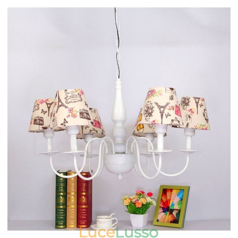 Lampadario tradizionale classico in metallo integrato