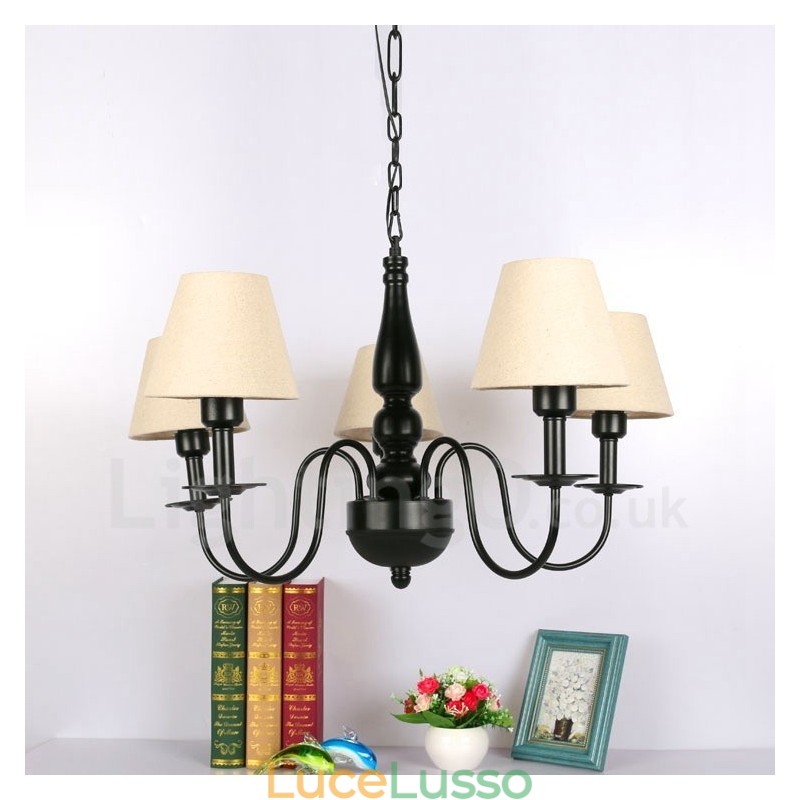 Lampadario in metallo integrato in stile mediterraneo