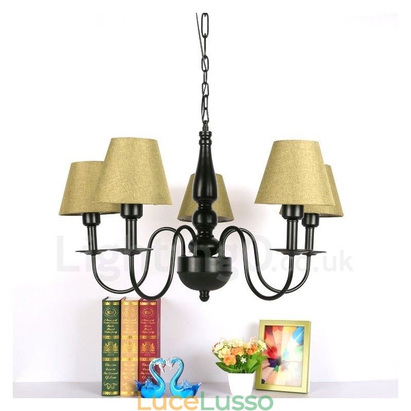 Lampadario in metallo integrato in stile mediterraneo