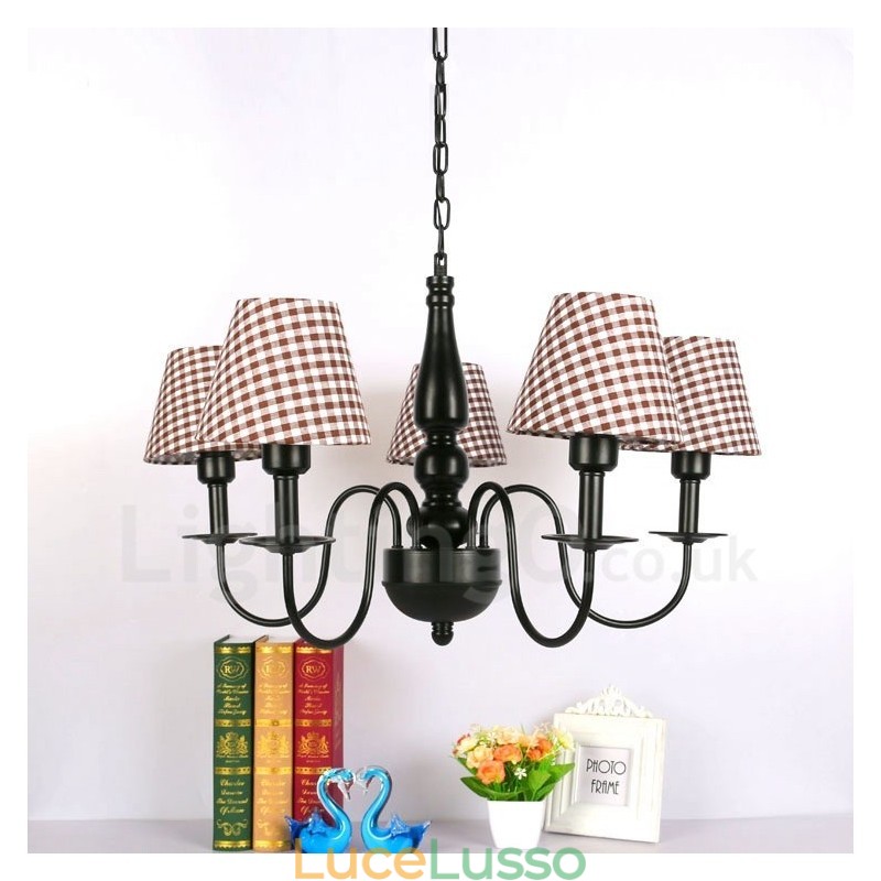 Lampadario in metallo integrato in stile mediterraneo