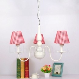Lampadario tradizionale classico in metallo integrato