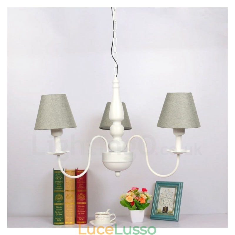 Lampadario tradizionale classico in metallo integrato