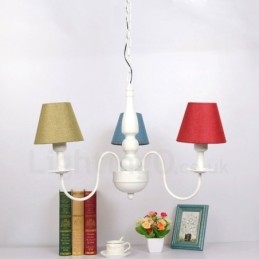 Lampadario tradizionale classico in metallo integrato