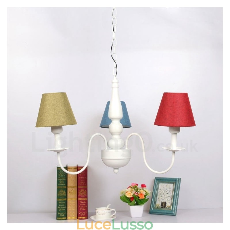 Lampadario tradizionale classico in metallo integrato