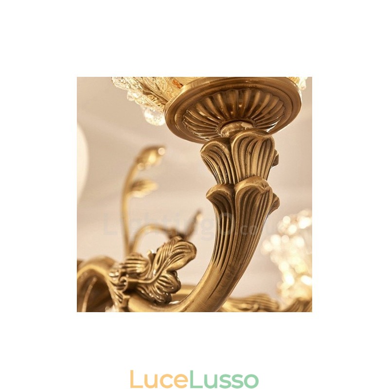 Lampadario tradizionale classico in metallo integrato a 8 luci