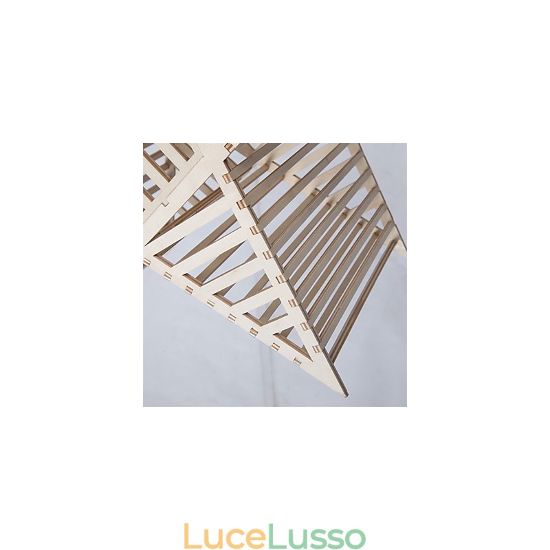 Lampadario vintage in legno a cinque punte con stella