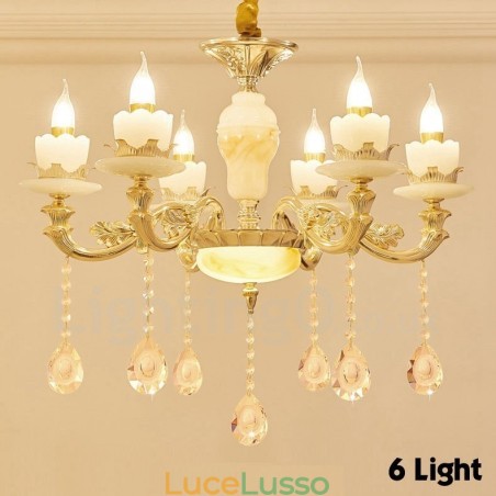 Lampadario tradizionale classico in metallo integrato a 6 luci Lampadario tradizionale classico in metallo integrato a 6 luci