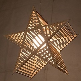 Lampadario vintage in legno a cinque punte con stella