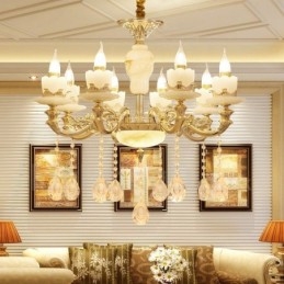 Lampadario tradizionale classico in metallo integrato a 8 luci