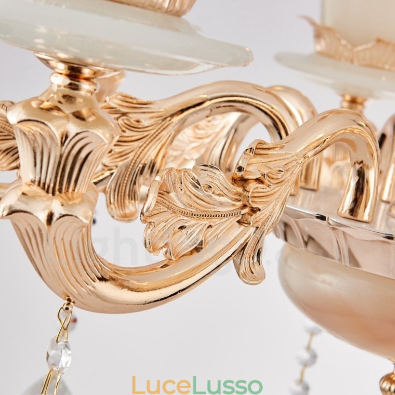 Lampadario tradizionale classico in metallo integrato a 8 luci