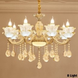 Lampadario tradizionale classico in metallo integrato a 8 luci
