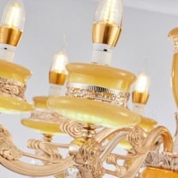Lampadario tradizionale classico in metallo integrato a 8 luci
