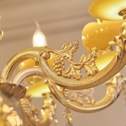 Lampadario tradizionale classico in metallo integrato a 6 luci