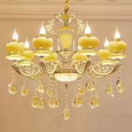 Lampadario tradizionale classico in metallo integrato a 8 luci
