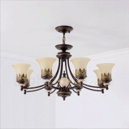 Lampadario tradizionale classico in metallo integrato a 8 luci