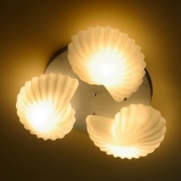 Lampadario tradizionale classico integrato a 3 luci con paralume in vetro