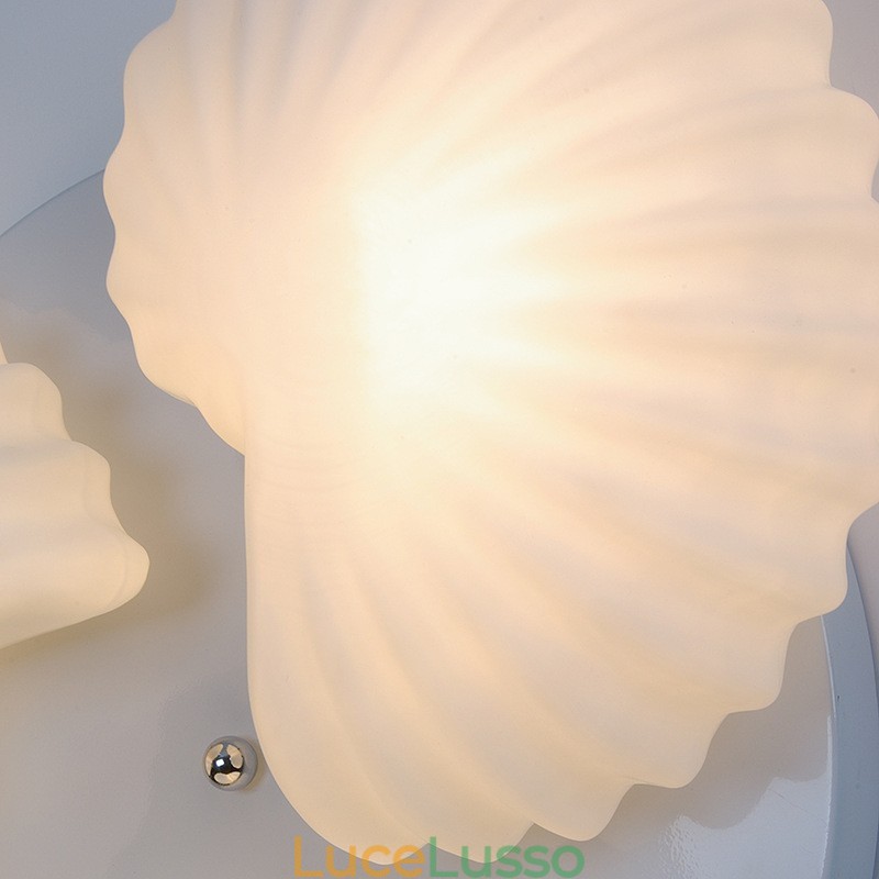 Lampadario tradizionale classico integrato a 3 luci con paralume in vetro