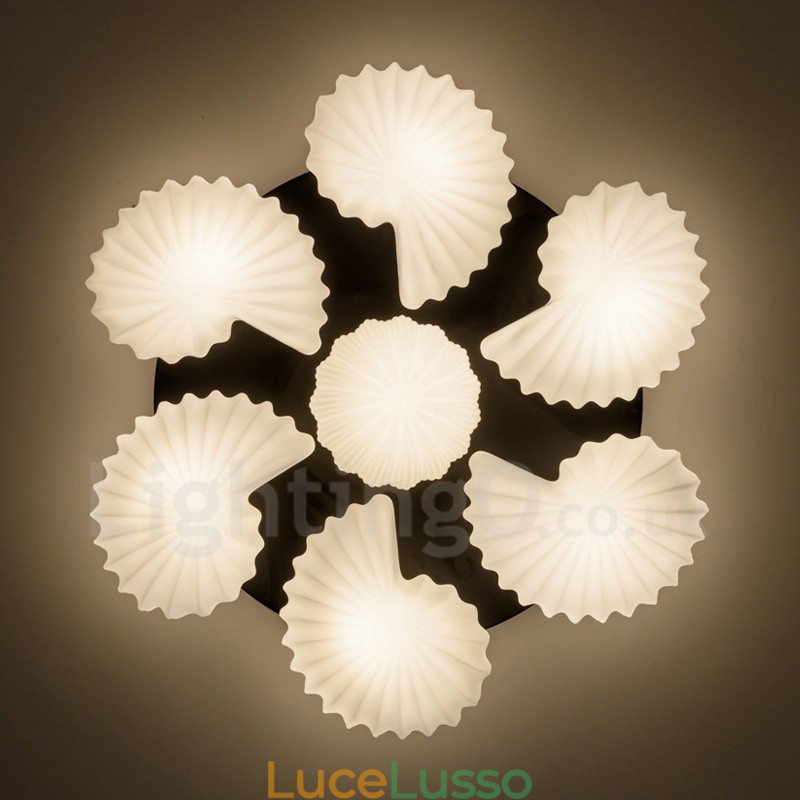 Lampadario tradizionale classico integrato a 7 luci con paralume in vetro