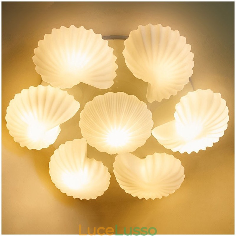 Lampadario tradizionale classico integrato a 7 luci con paralume in vetro