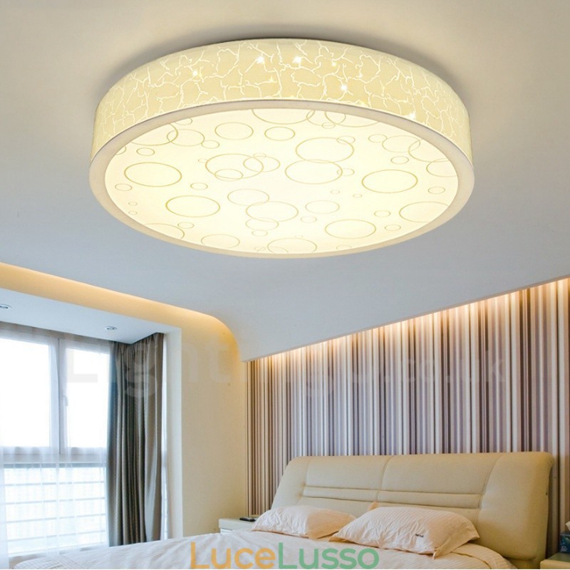 Lampada da soffitto moderna e contemporanea in metallo integrata