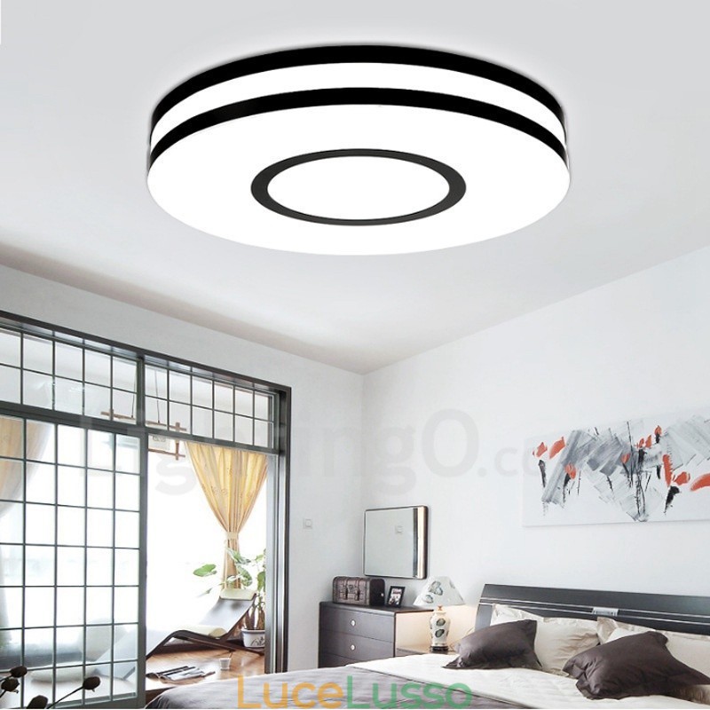 Lampada da soffitto moderna e contemporanea in metallo integrata