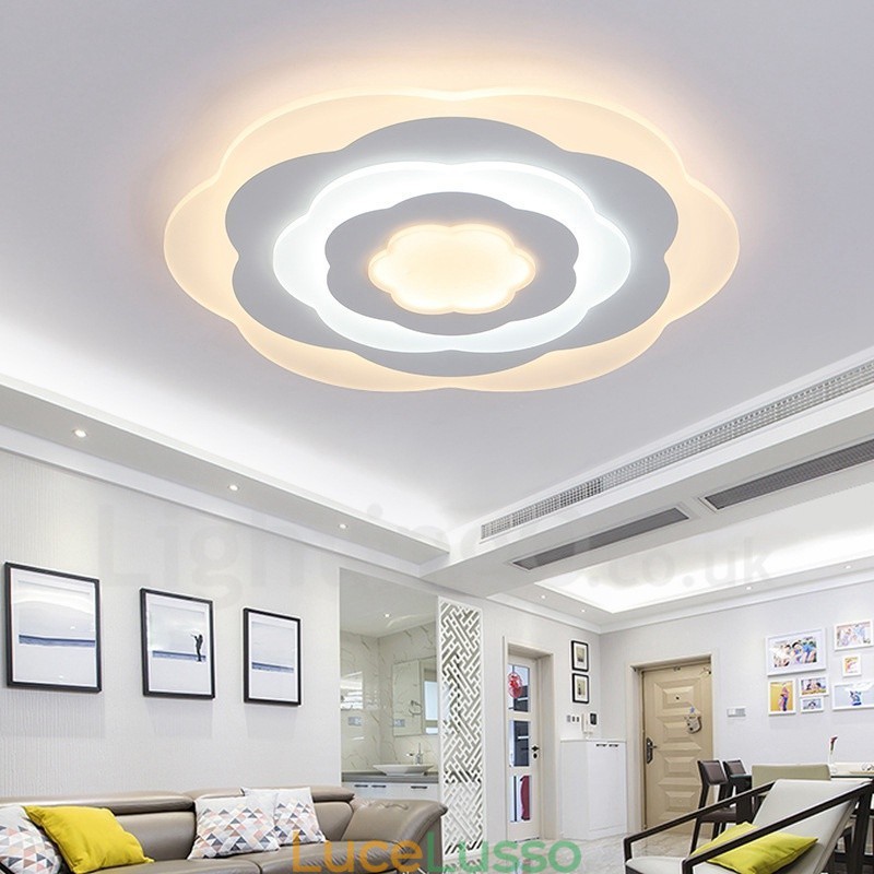 Lampada da soffitto moderna e contemporanea in metallo integrata
