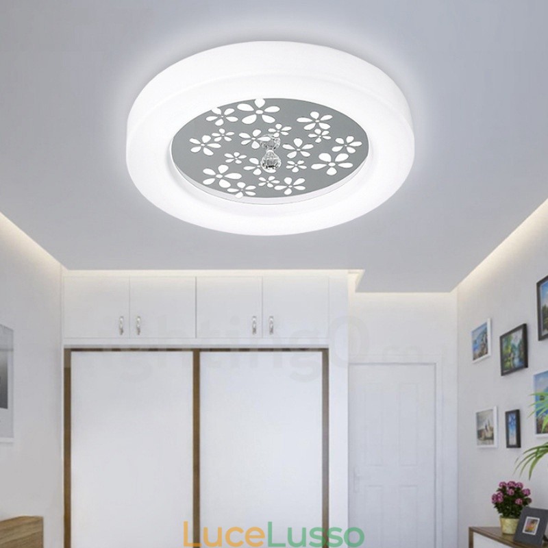 Lampada da soffitto moderna e contemporanea in metallo integrata