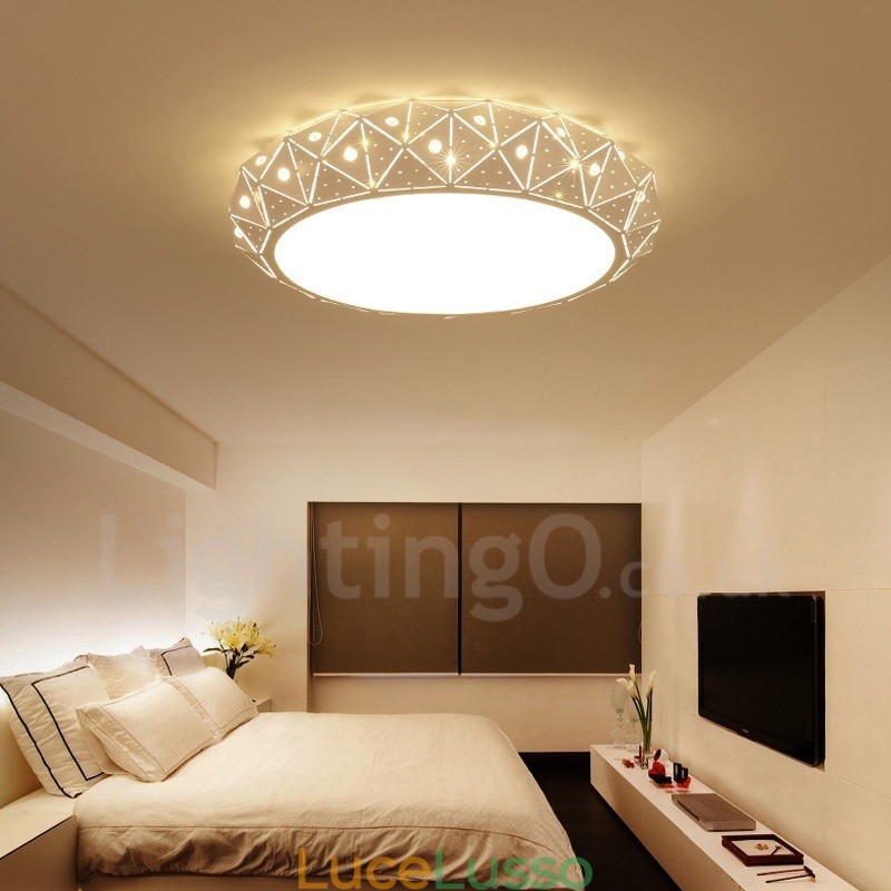 Lampada da soffitto moderna e contemporanea in metallo integrata