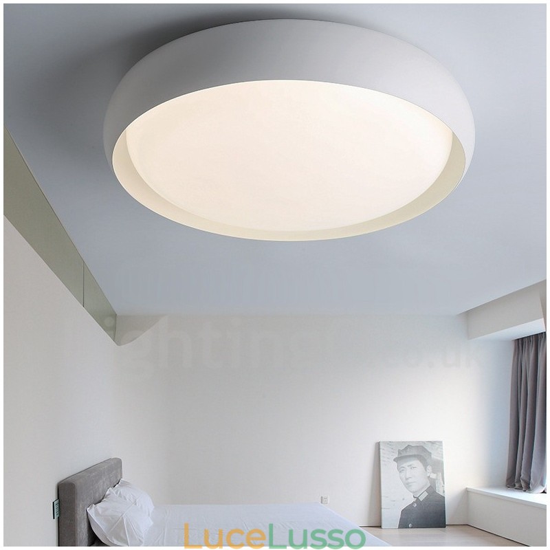 Lampada da soffitto moderna e contemporanea in metallo integrata