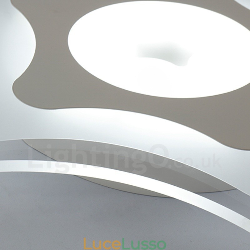 Lampada da soffitto moderna e contemporanea in metallo integrata