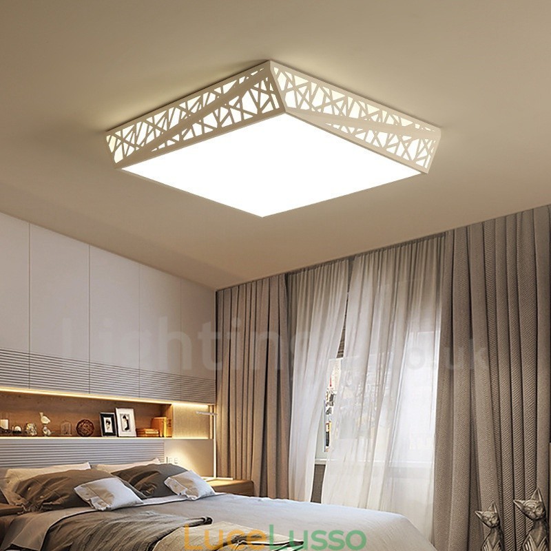 Lampada da soffitto moderna e contemporanea in metallo integrata