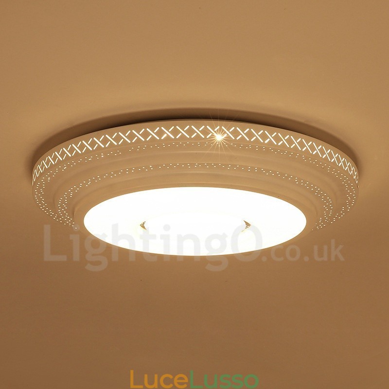 Lampada da soffitto moderna e contemporanea in metallo integrata