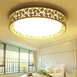 Lampada da soffitto moderna e contemporanea in metallo integrata