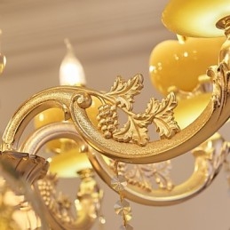 Lampadario in lega di zinco con cristallo in stile europeo