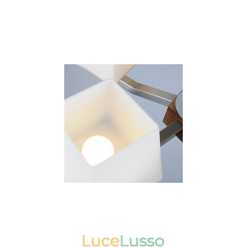 Lampadario in legno e bambù con caratteristica galvanica contemporanea moderna
