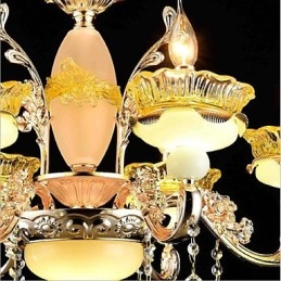 Caratteristica classica tradizionale elettroplaccata per lampadario in metallo stile mini in cristallo a 8 lampadine