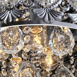 Elegante lampadario moderno in cristallo trasparente con 4 luci