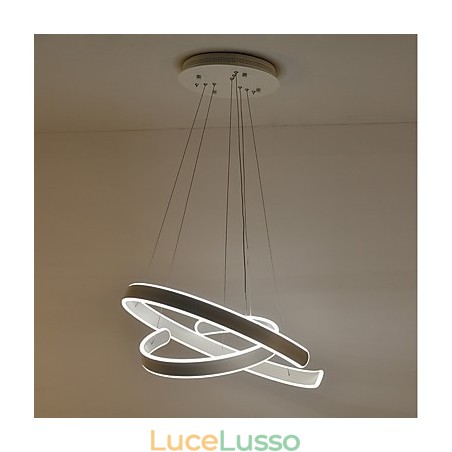 Lampadario semplice e creativo per atmosfera del Nord Europa Lampada per decorare la mensa Apparecchio di illuminazione Lampadario semplice e creativo per atmosfera del Nord Europa Lampada per decorare la mensa Apparecchio di illuminazione