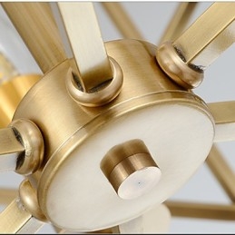 Lanterna in ottone Caratteristica per i designer Lampadario in metallo