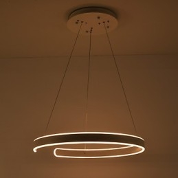 Lampadario semplice e creativo per atmosfera del Nord Europa Lampada per decorare la mensa Apparecchio di illuminazione