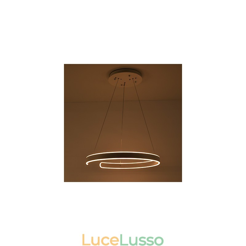 Lampadario semplice e creativo per atmosfera del Nord Europa Lampada per decorare la mensa Apparecchio di illuminazione