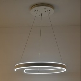 Lampadario semplice e creativo per atmosfera del Nord Europa Lampada per decorare la mensa Apparecchio di illuminazione