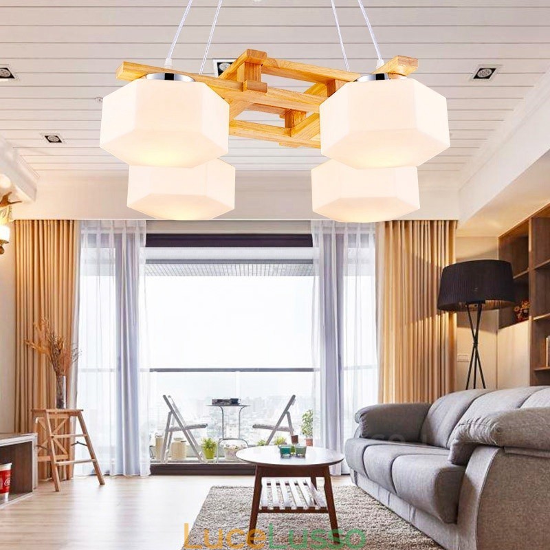 Lampada a sospensione moderna in stile nordico contemporaneo in legno chiaro con paralume in vetro