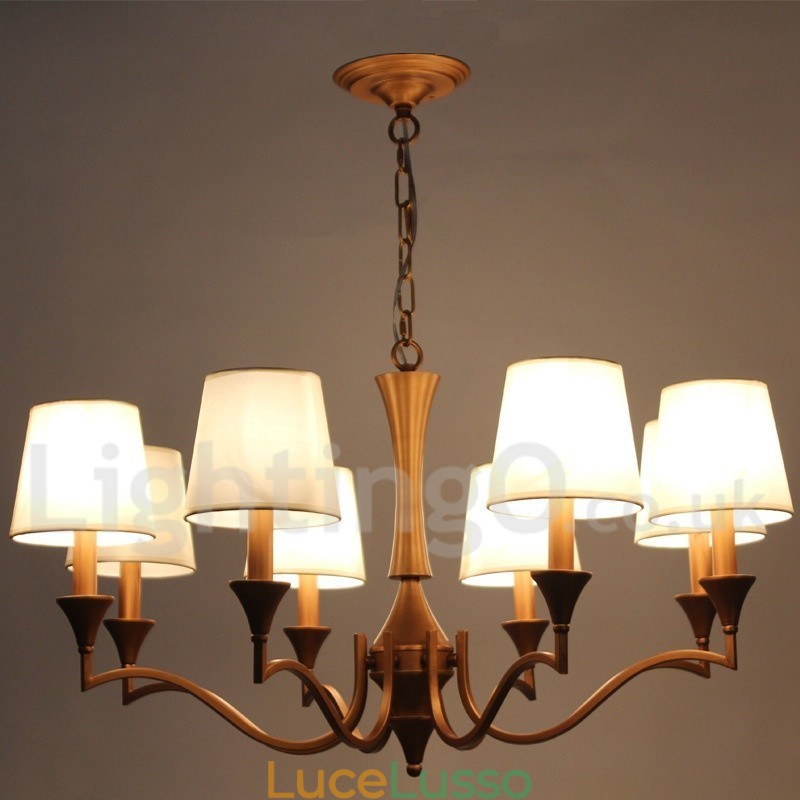 Lampadario a 8 luci in stile candela