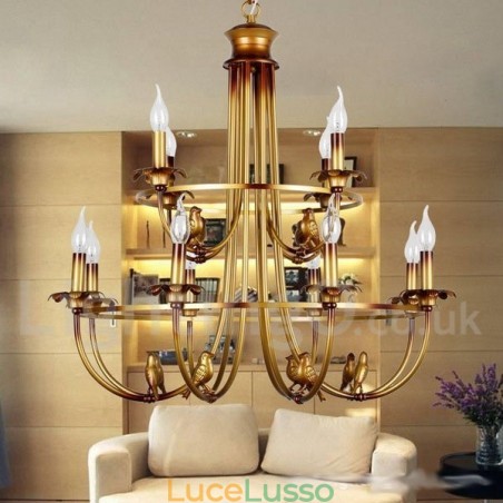 Lampadario in stile retrò a 12 luci Lampadario in stile retrò a 12 luci