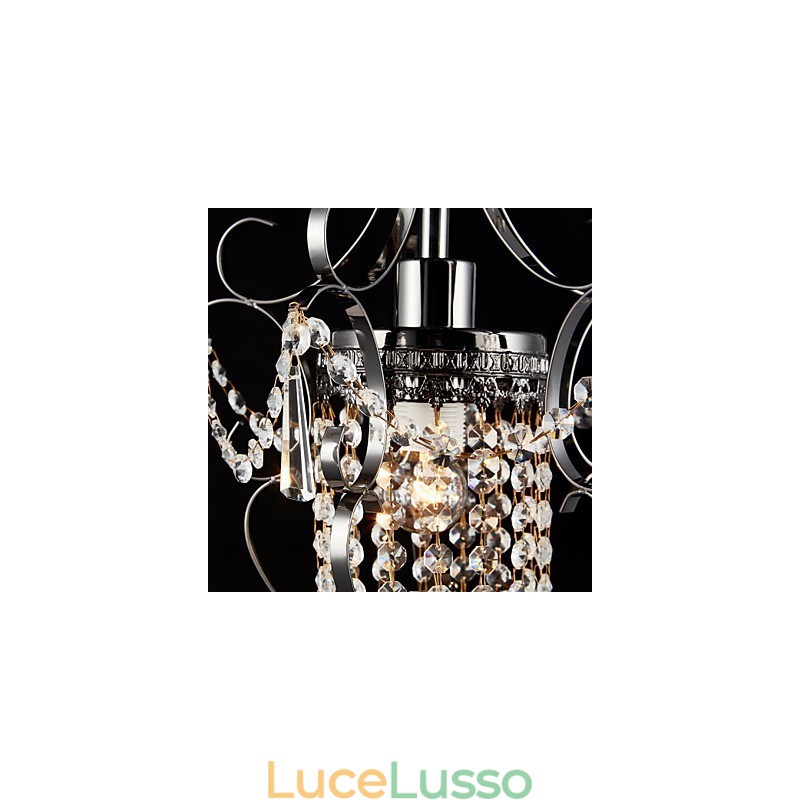 Lampadario in ferro dipinto con lampada moderna in cristallo trasparente