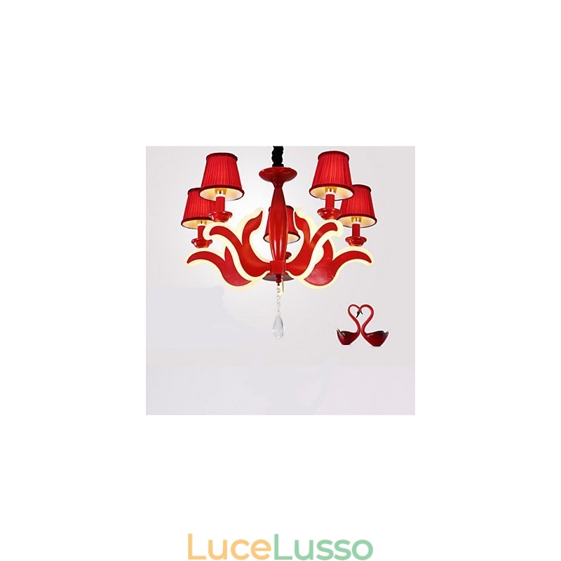 Lampadario in acrilico rosso con luci da giardino creative